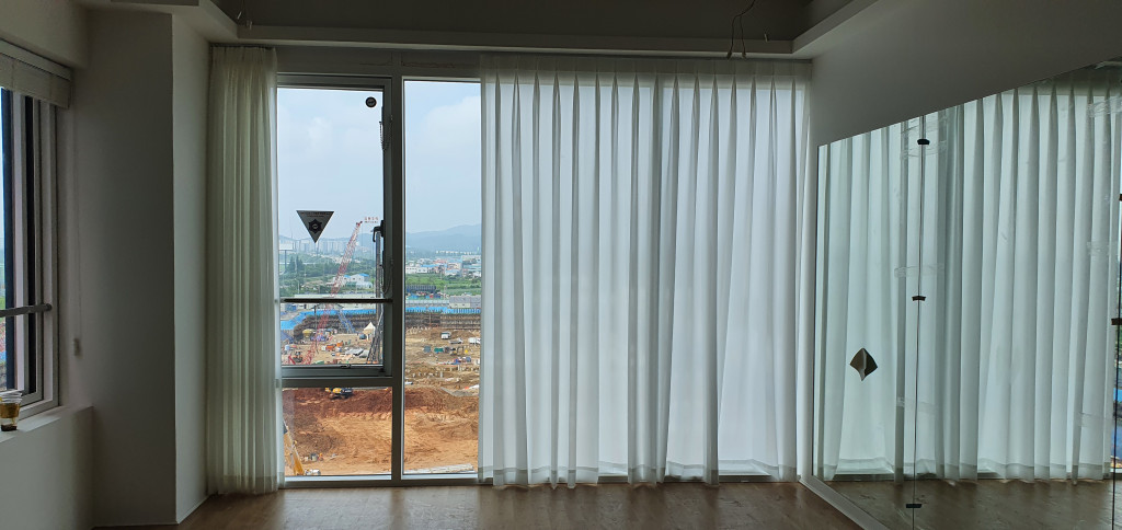 2000769928_TD5O1Zj0_37cf6d628f607f1cbe64814674a4fc2160f095a3.jpg 이미지크게보기