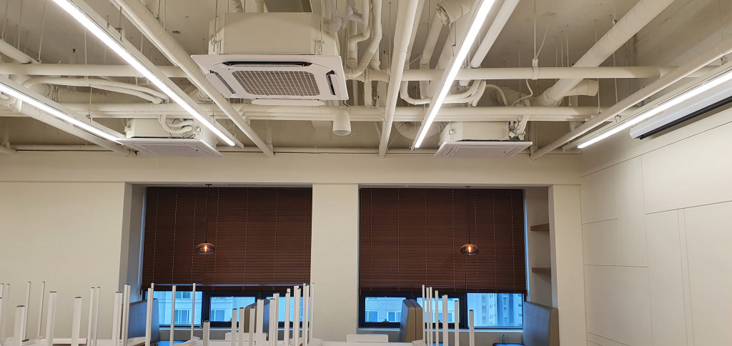 2000769928_rFU8X0j2_cdc22711c4dd19294028bce9da757020f293ef44.jpg 이미지크게보기